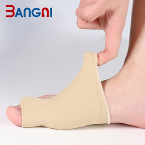 <span class=keywords><strong>De</strong></span> <span class=keywords><strong>silicona</strong></span> Natural pulgar Protector <span class=keywords><strong>corrector</strong></span> <span class=keywords><strong>de</strong></span> juanetes Halux Valgus pie juanete mangas <span class=keywords><strong>para</strong></span> pie - Product Image 2