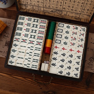Caja de Mahjong Antigua de Estilo Retro con Fichas de Mahjong Americanas y Fichas de Mahjong como Recuerdo Turístico, Especialidad China, Pequeño Regalo - Product Image 4