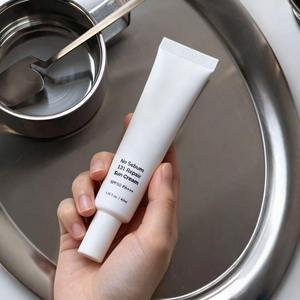 CELLAADIX <span class=keywords><strong>Crema</strong></span> <span class=keywords><strong>Solare</strong></span> Oil-free 131 40ml Best-seller in Stock Leviga la Pelle e Migliora l'Equilibrio del Sebo - Product Image 5