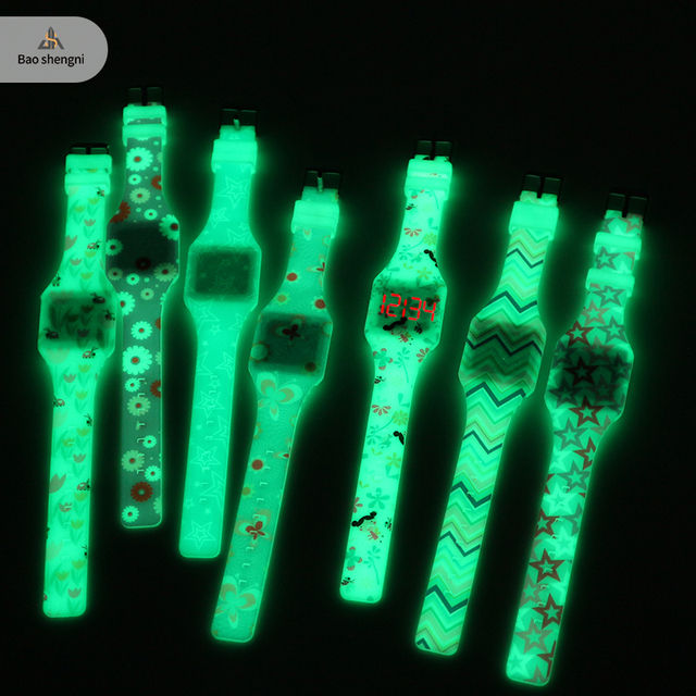 Wholesales Silicone Glow in the Dark Luminous Customize Led Digital Watch Colorful Wrist Watch