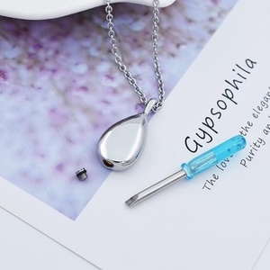 Collier Urne Goutte d'Eau Gravée pour Cendres d'Animaux de Compagnie, Pendentif Commémoratif Simple, Bijou Souvenir de Crémation, Cadeau Personnalisé - Product Image 6