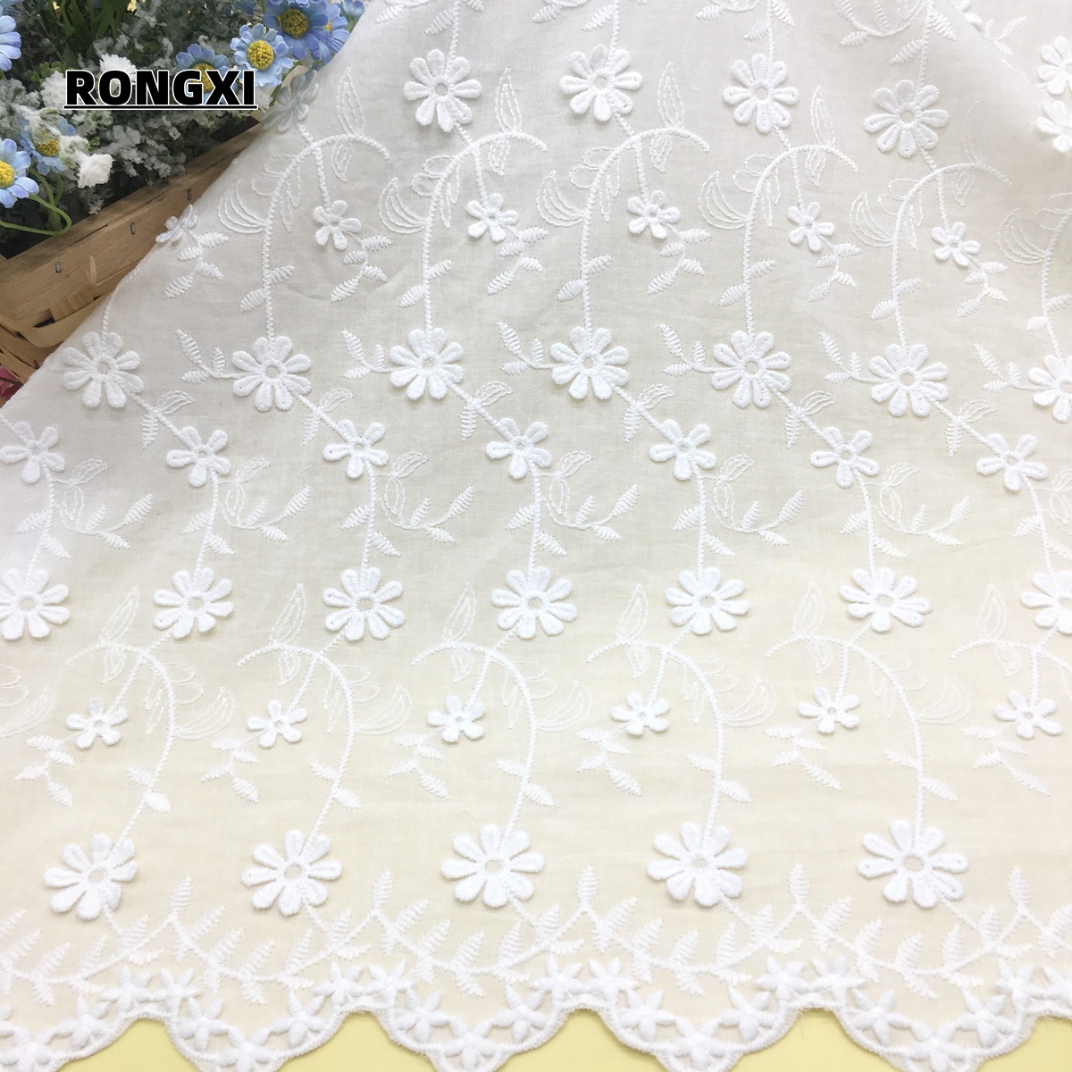 Wholesale Price CRF2020 100% Cotton White 3d Flower Lace Fabric Embroidery for Fancy Dress and Clothes