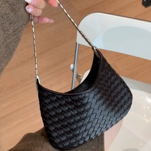 Bolso Tote Tejido en Forma de Dumpling, Color Negro Sólido, Costuras Trenzadas, Cierre de Cremallera, Primavera 2026, Uso Diario - Product Image 1
