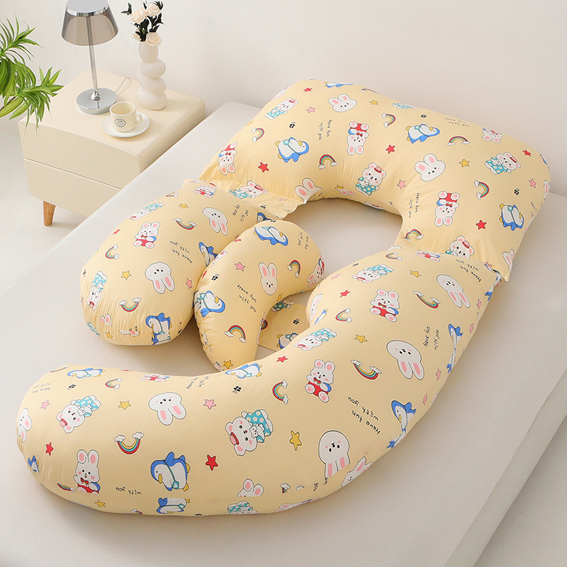 mignon lapin bébé jaune