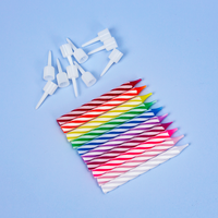 Schlanke Regenbogen-Gestreifte Geburtstagskerzen Ungiftig Tropffrei Dünne Kuchenkerzen für Cupcakes Partyzubehör Großhandel