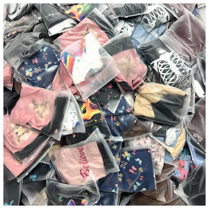 Nuovissimo <span class=keywords><strong>abbigliamento</strong></span> misto per bambini in <span class=keywords><strong>Stock</strong></span> magliette estive per bambini pantaloni a maniche corte abiti da ragazza spediti a caso - Product Image 6