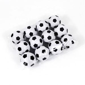 Pelota Antiestrés de Fútbol, 6.3cm, Material PU, Blanco y Negro, Juguete Suave para Aliviar el Estrés, Unisex, Regalos Promocionales, 500 Piezas - Product Image 3