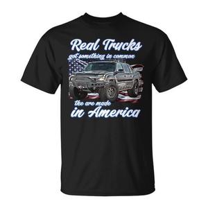 Camiseta Real American Truck con diseño patriótico, hecha en Estados Unidos, calidad premium - Product Image 1