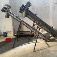Grote kaliber plastic frame crusher, motor aangedreven, voor bierkratten, plastic vaten en afvalplastic.