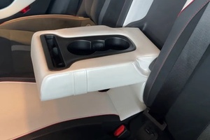 A prezzi accessibili 2025 auto usate MercedesS <span class=keywords><strong>CLA</strong></span> 250 + <span class=keywords><strong>berlina</strong></span> pronta per l'uso, senza incidenti pronta per la spedizione in tutto il mondo - Product Image 3