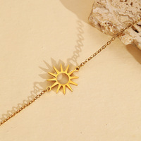 Bijoux fantaisie, pendentif soleil creux, chaîne plaquée or 18 carats, bracelet en acier inoxydable pour femmes