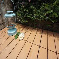 Plancher de terrasse extérieur en composite WPC à grain de bois creux 3D gaufré, aspect teck