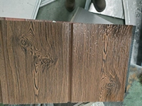 Mur extérieur de maison préfabriquée moderne, léger, écologique, résistant au feu et à l'eau, en acier isolé avec mousse PU sculptée