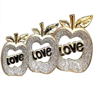 2024 articles <span class=keywords><strong>d</strong></span>'ameublement <span class=keywords><strong>de</strong></span> pomme en céramique moderne ornements artisanaux <span class=keywords><strong>d</strong></span>écoration <span class=keywords><strong>de</strong></span> la maison - Product Image 1