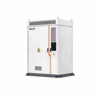 Système de stockage d'énergie à refroidissement par air SolaX 100 kW 215 kWh, conception modulaire et évolutrice, pour le stockage d'énergie solaire