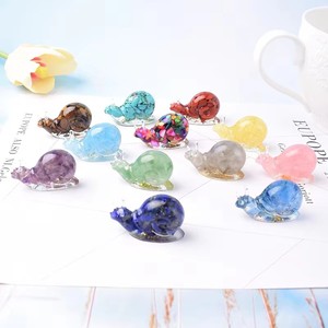 Alta calidad, venta al por mayor, 26*42mm, chips de cristal Natural, artesanías de resina, tallado de <span class=keywords><strong>caracol</strong></span>, artesanías, regalos de decoración del hogar de animales - Product Image 1