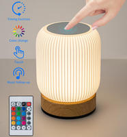Lampe de table moderne à LED RGB avec télécommande, contrôle tactile, couleurs changeantes, fonction veilleuse LED pour chambre