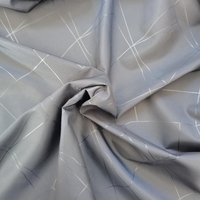 Tissu taffetas gaufré léger en sergé 100 % polyester 190T 210T avec logo personnalisé pour costumes et vestes pour filles, entoilage