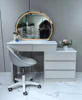 Table de maquillage de luxe en panneaux de fibres à densité moyenne avec revêtement PVC gaufré et éclairage, table de maquillage haut de gamme pour chambre ou hôtel