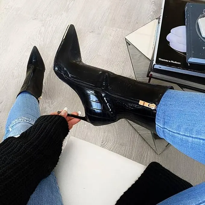 Custom-Made High Quality Stiletto Zipper Snake Print Pointed Toe Boots Fashionable Thin Heeled Women's Four Season Ankle Boots