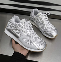 Designer Baskets tendance de haute qualité Chaussures de marche sportives avec fermeture à lacets Amorti et caractéristiques d'augmentation de la hauteur