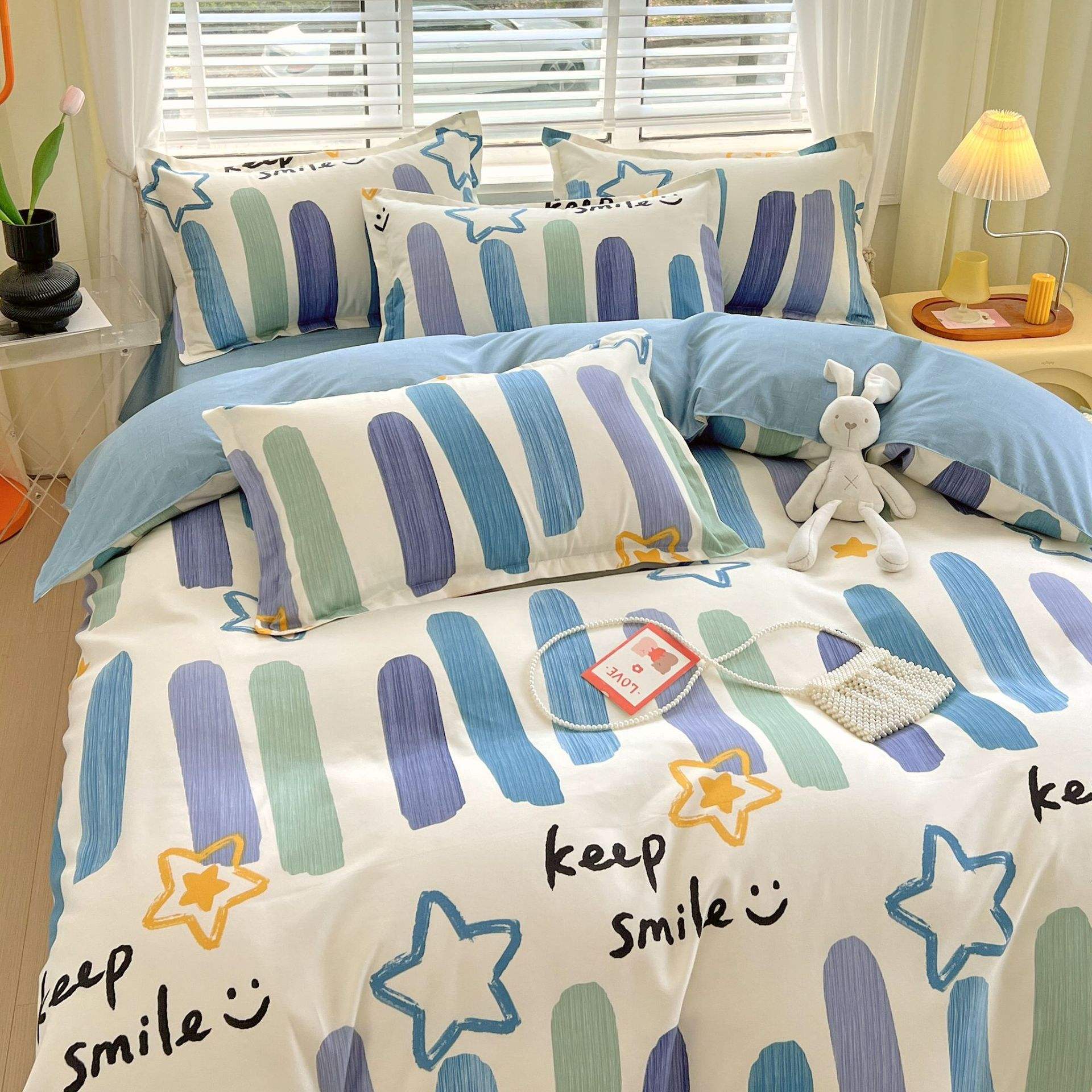 โลกแห่งความสุข