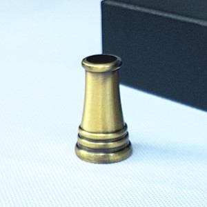 Mini Portapenne <span class=keywords><strong>Vintage</strong></span> <span class=keywords><strong>in</strong></span> <span class=keywords><strong>Metallo</strong></span> Solido Rotondo da Scrivania per Penna con Piuma - Product Image 2