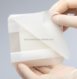 Pansement en mousse de silicone OEM à marque privée avec/sans bordure, auto-adhésif, imperméable, hautement absorbant pour les escarres - Product Image 4