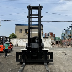 Chariot élévateur à conteneurs diesel d'occasion du Japon, 7, 8 et 10 tonnes, TCM FD70 FD100, avec mât simple/double/triple, à vendre - Product Image 1