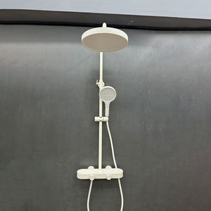 Ensemble <span class=keywords><strong>de</strong></span> robinets <span class=keywords><strong>de</strong></span> <span class=keywords><strong>douche</strong></span> <span class=keywords><strong>de</strong></span> pluie montés au <span class=keywords><strong>plafond</strong></span> pour salle <span class=keywords><strong>de</strong></span> bains moderne Mitigeur d'eau chaude et froide Ensemble <span class=keywords><strong>de</strong></span> robinets <span class=keywords><strong>de</strong></span> pommeau <span class=keywords><strong>de</strong></span> <span class=keywords><strong>douche</strong></span> carrés en laiton - Product Image 6