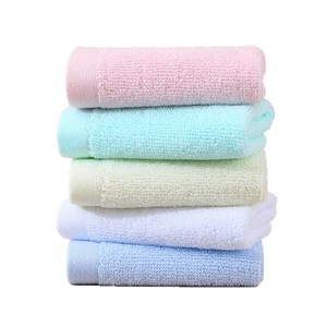 Toallas cuadradas de algodón puro, color sólido, tamaño pequeño, babero para niños, toallas de mano para guardería, absorbentes y amigables con la piel - Product Image 2