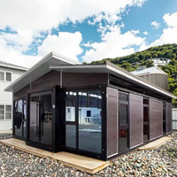 Maison préfabriquée extensible hautement efficace en forme d'appartement avec panneau sandwich en acier et installation rapide