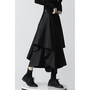Culottes Anchos Irregulares para Mujer, Cintura Alta, Corte Holgado, Diseño con Volantes, Color Negro, Estilo Verano-Otoño - Product Image 1