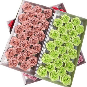 Cabezas de Jabón en Forma de Rosa Multicolor de Cinco Capas, Aromáticas, Portátiles, Lavables a Mano, en Caja de Regalo para Venta al por Mayor - Product Image 5