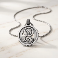 Collier à chaîne d'engrenages rotatif personnalisé |   Pendentif mécanique en acier inoxydable hypoallergénique |   Cadeau Premium pour Hommes