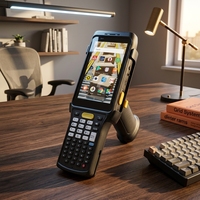 Terminal portable robuste PDA Android 11 avec lecteur RFID UHF et scanner de codes-barres longue portée en stock