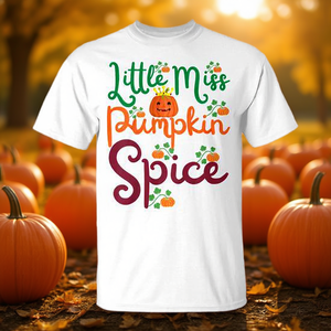 Camiseta para niños Little Miss Pumpkin Spice, camiseta divertida para niñas de Halloween Harvest - Product Image 3