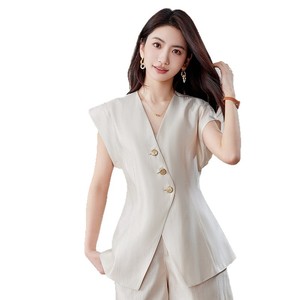 Women's Sleeveless V-Neck Two-Piece Set Summer 2025 Elegant Wide Leg Shorts Fashionable Luxury Look - Product Image 5