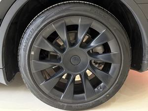 รถยนต์ไฟฟ้าหรูหราขนาดกลาง <span class=keywords><strong>Tesla</strong></span> <span class=keywords><strong>Model</strong></span> <span class=keywords><strong>Y</strong></span> ปี <span class=keywords><strong>2023</strong></span> พร้อมระยะวิ่งไกล (600-700 กม. NEDC) มอเตอร์ 300-400 กิโลวัตต์ แบตเตอรี่ 78.4 กิโลวัตต์ชั่วโมง - Product Image 4