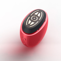 Appareil de beauté facial portable en ABS rouge/rose avec anti-âge et rajeunissement, garantie 1 an, compatible avec les prises US/UK/AU pour une utilisation à domicile