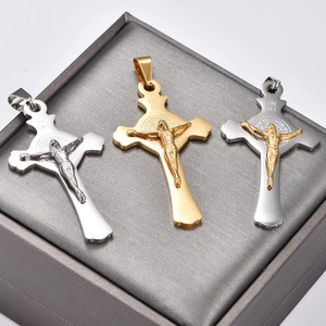 Collier pendentif croix de Jésus en acier inoxydable religieux pour femmes et hommes, chaîne avec breloques crucifix chrétien, bijoux amulette de foi en métal - Product Image 5