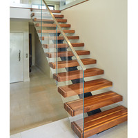 Escalier droit à double poutre en chêne américain au design moderne pour l'intérieur de la maison