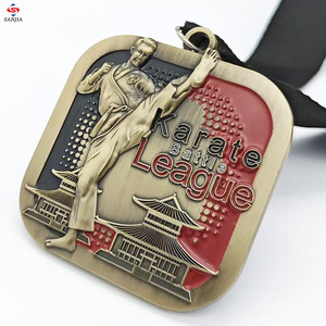 Médailles de karaté et de taekwondo personnalisées en cuivre antique, souvenir sportif Kyokushin, à personnaliser - Product Image 1