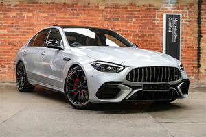 Kit Carrozzeria AKY di Alta Qualità Non Verniciato per Mercedes Benz Classe C W205/W206 2015-2021, Paraurti C63 AMG, Fari Posteriori e Anteriori - Product Image 5