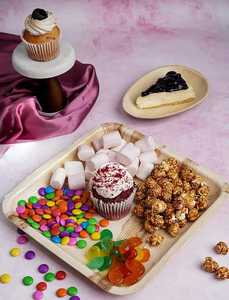 Assiette carrée jetable écologique en feuille de palmier d'arec, naturelle et biodégradable, pour servir les aliments - Product Image 2