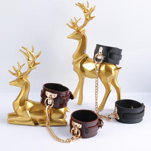 Jouets sexuels pour couples adultes SM de haute qualité, ensemble de jouets de contrainte et d'entraînement à la punition sexuelle avec menottes - Product Image 1