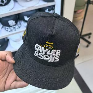 Casquette de baseball en coton réglable à 5 panneaux, broderie 3D, casquette hip-hop à visière plate pour homme avec logo brodé, casquette snapback à visière plate - Product Image 6