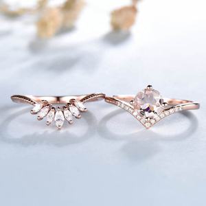 Anillo de Compromiso Vintage con Morganita Rosa, Conjunto de Anillos Apilables Curvos de Oro Rosa de 14K para Regalo de Compromiso, Fiesta o Aniversario - Product Image 5