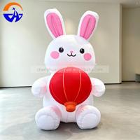 Grand Lapin Gonflable Blanc 2026 Tenant une Lanterne Rouge – Décoration Adorable pour le Nouvel An Chinois et la Fête de la Mi-Automne (pour Centres Commerciaux et Événements)