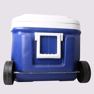 <strong>Gint</strong> 80L Big Capacity Insulated Cool Box with Wheels - Product Image 5